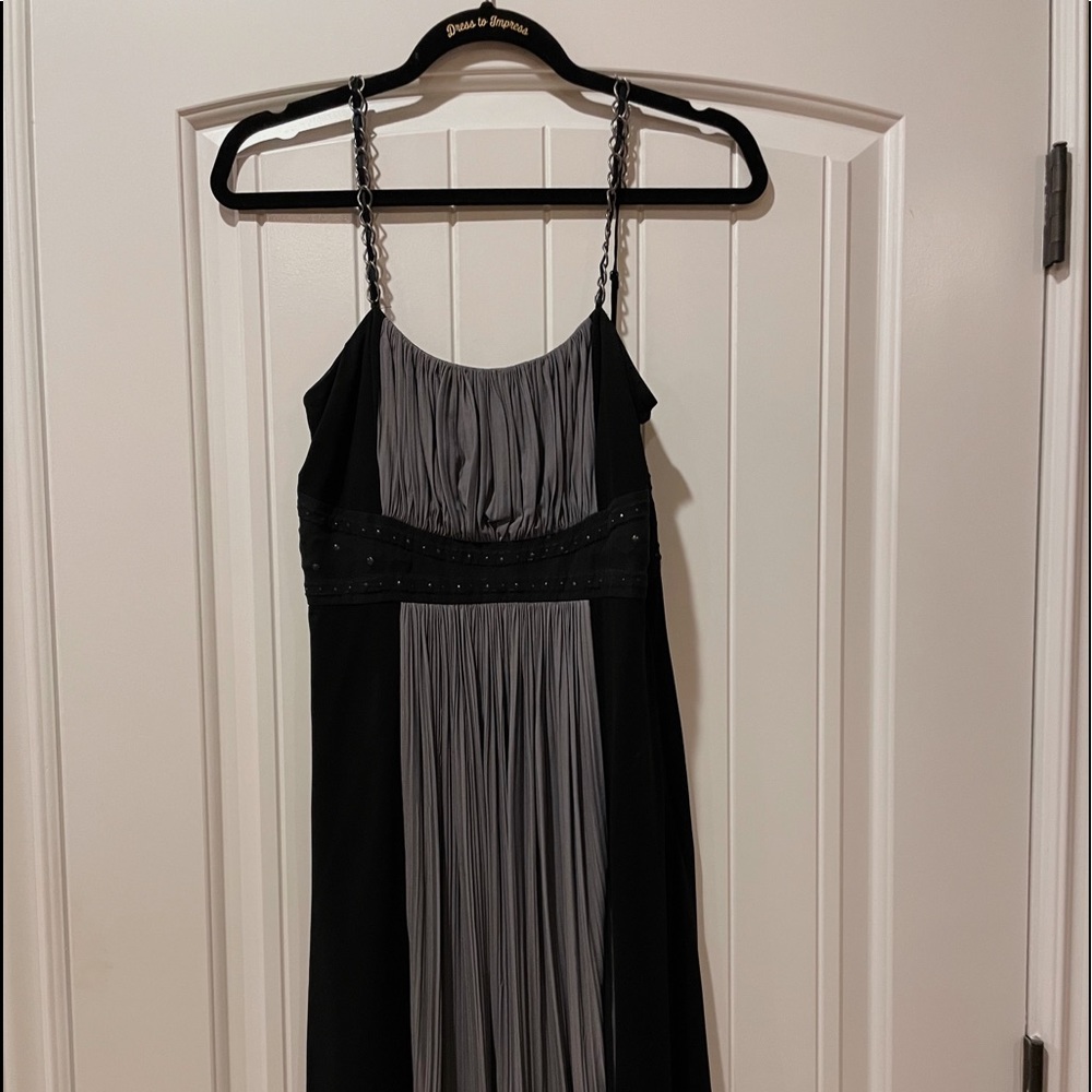 VINTAGE BCBGMAXAZRIA 100% SILK DRESS (BLACK-GREY)